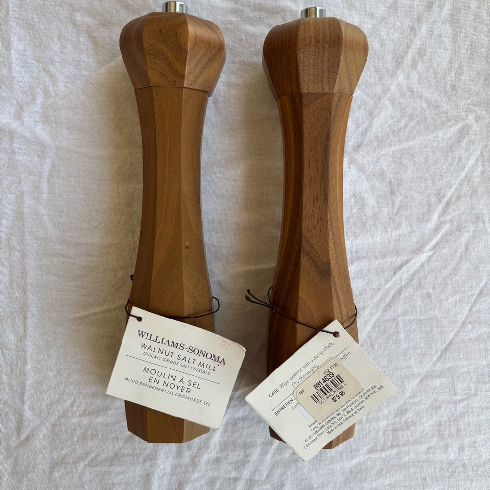 Williams Sonoma Walnut Salt and Pepper Shakers